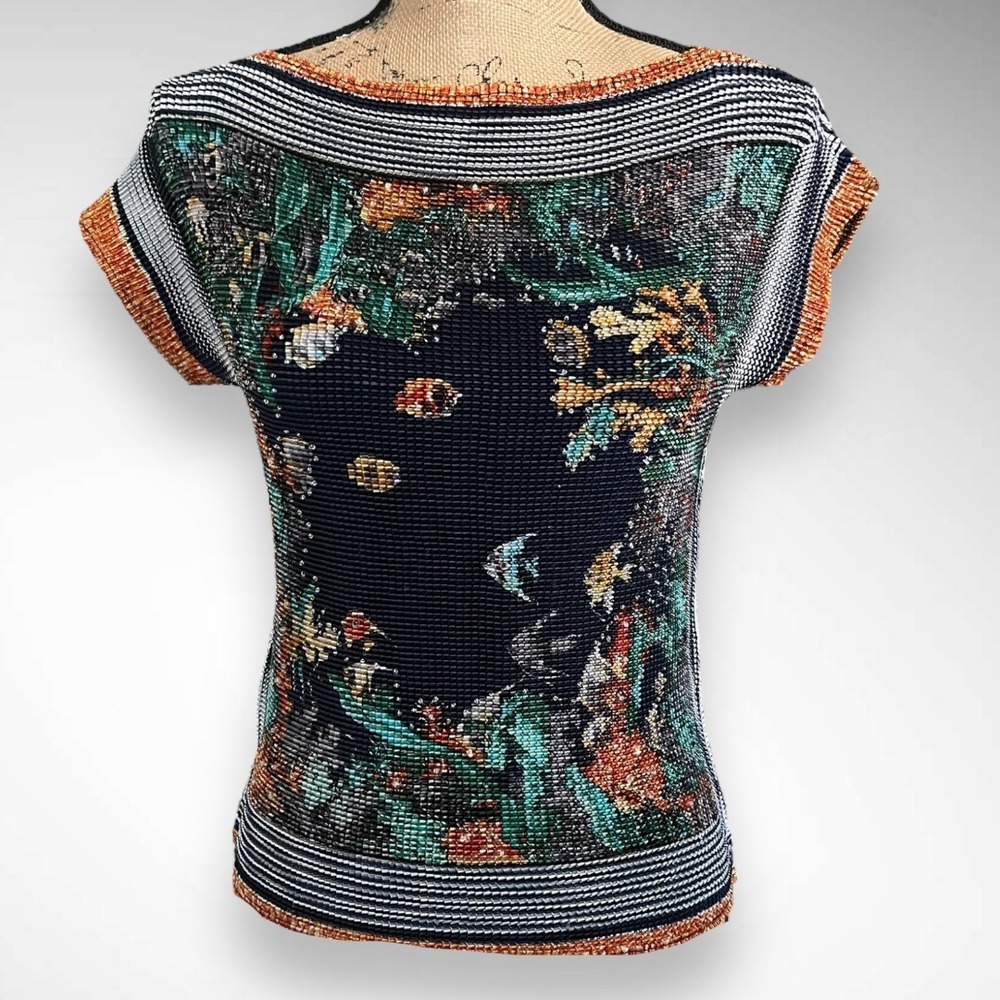 KAREN ARNOLD Vintage Lightweight Boatneck Short Sleeve Top W/ Fish Design | EUC